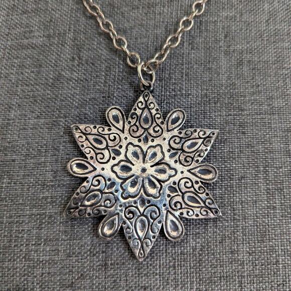 Vintage Rare Coro Signed Sterling Silver Ornate Star Pendant Chain Necklace
